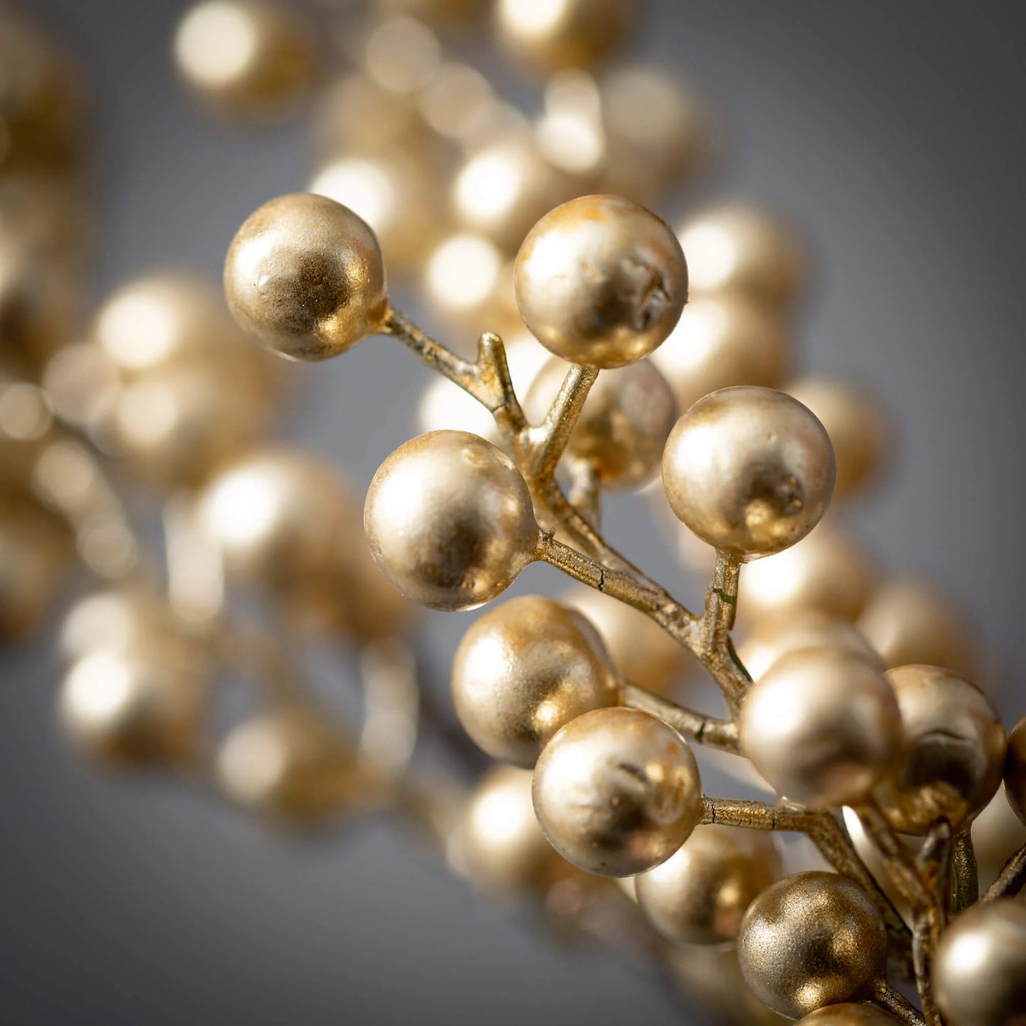 GOLD BERRY STEM