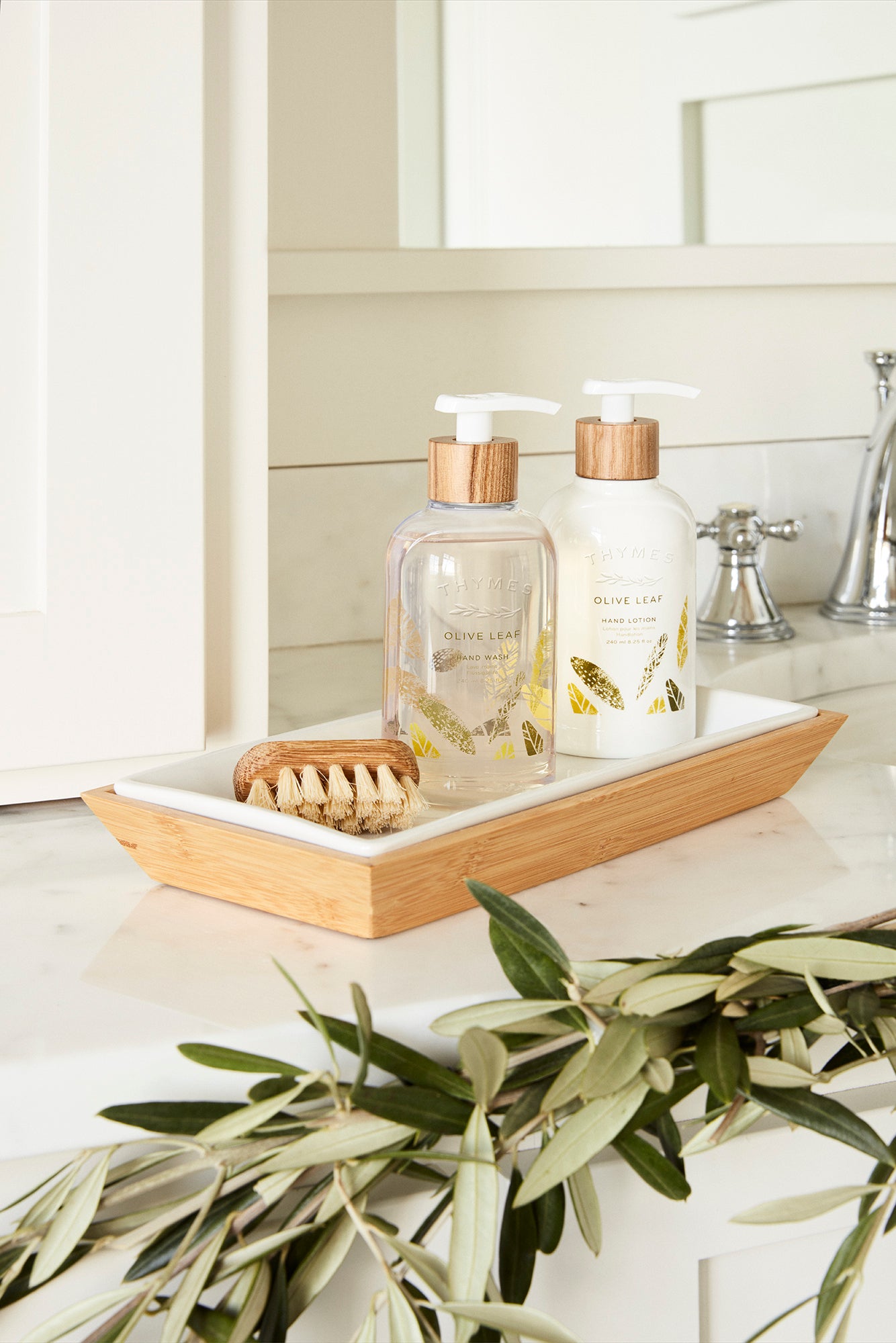 Thymes Hand Wash 8.25 oz | Olive Leaf