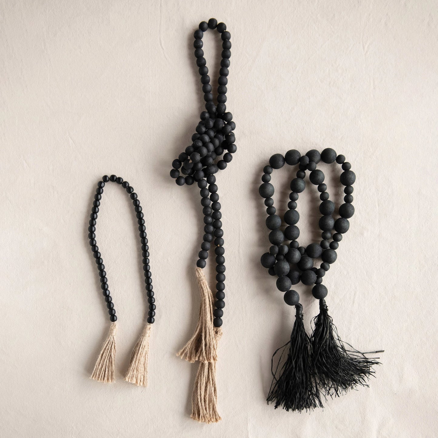 Wood Bead Garland w/ Jute Tassel | Black
