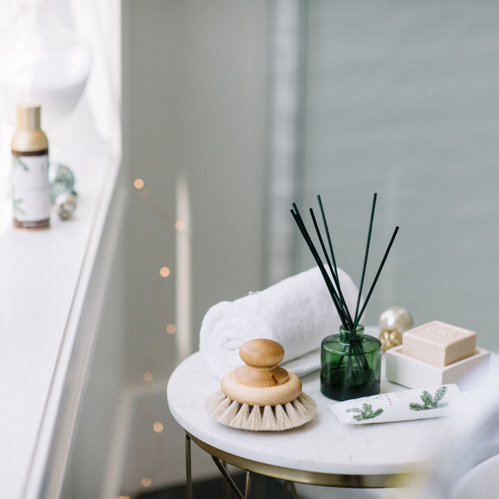 Thymes Unscented Reed Refill | Frasier Fir Green