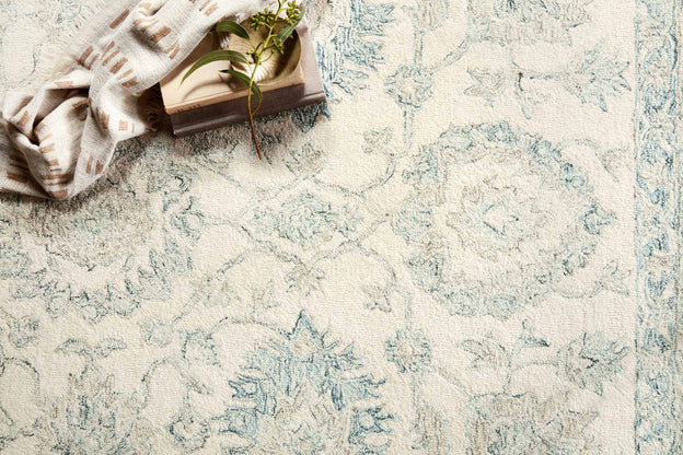 Loloi Norabel Ivory / Blue Rug
