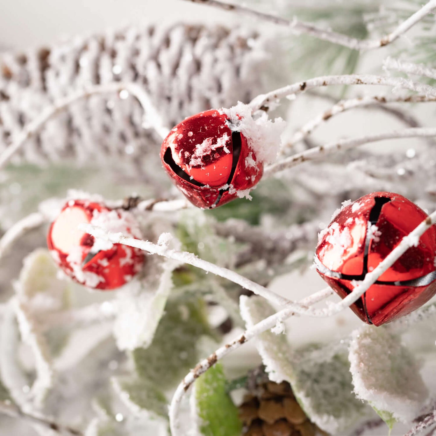 Flocked Pine/Bell Garland