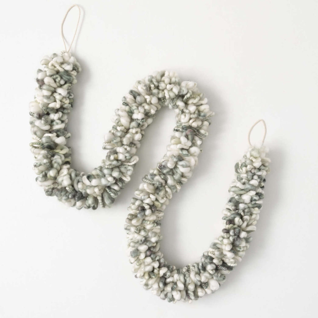 Chunky Looped Garland | Grey